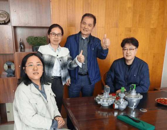 Asociación exitosa de válvula OEM con un cliente surcoreano